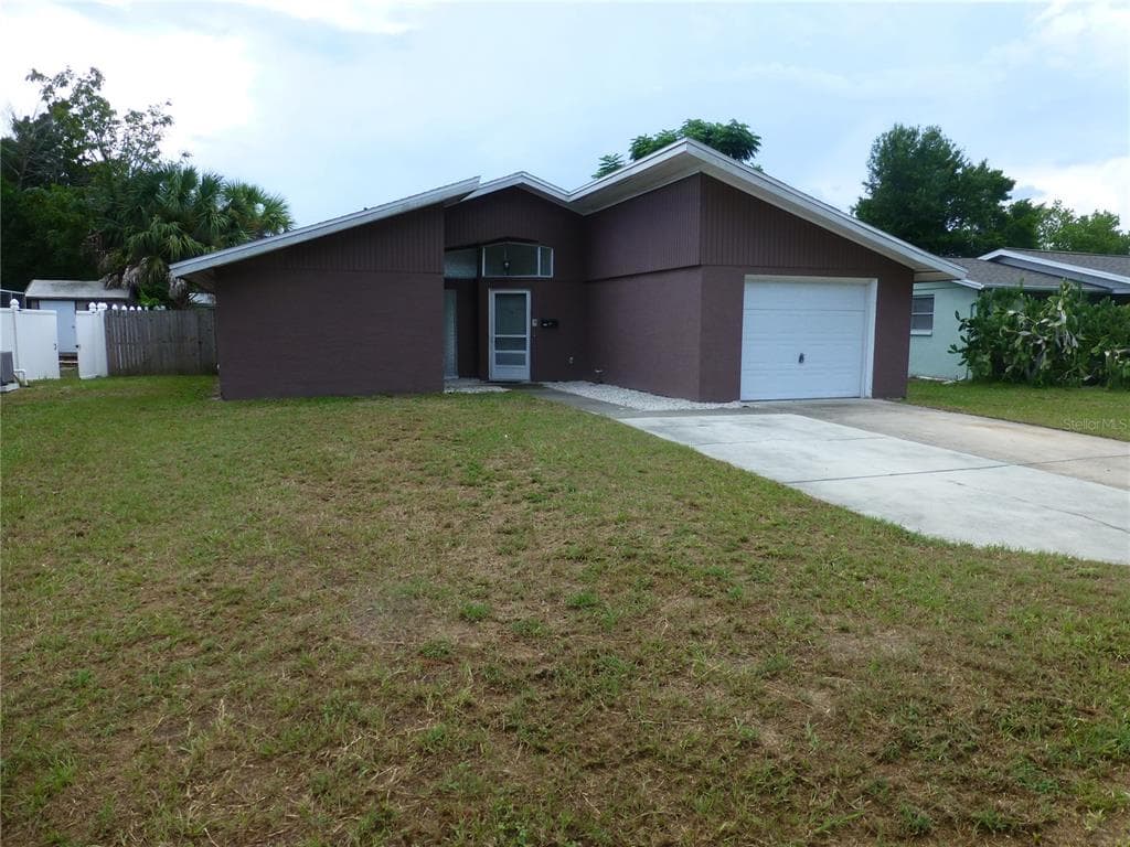 5646 DAHLIA AVENUE NEW PORT RICHEY, FL 34652