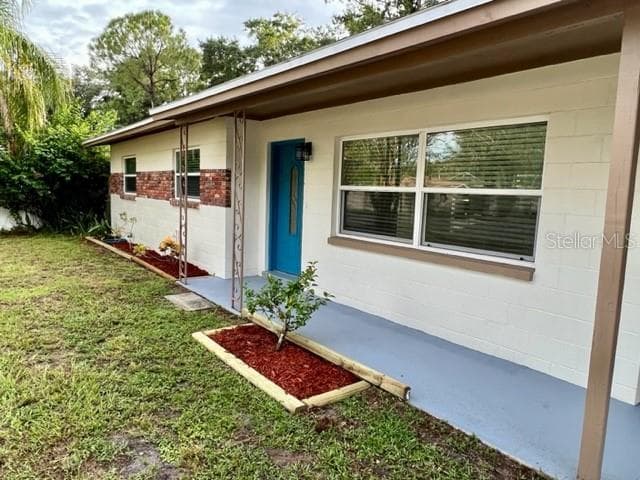 14914 N BOULEVARD TAMPA, FL 33613