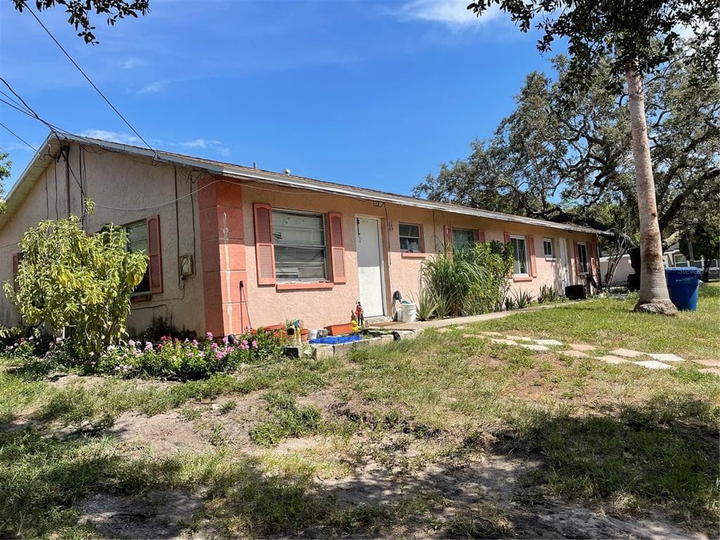 1026 15TH AVENUE NW UNIT A, B LARGO, FL 33770