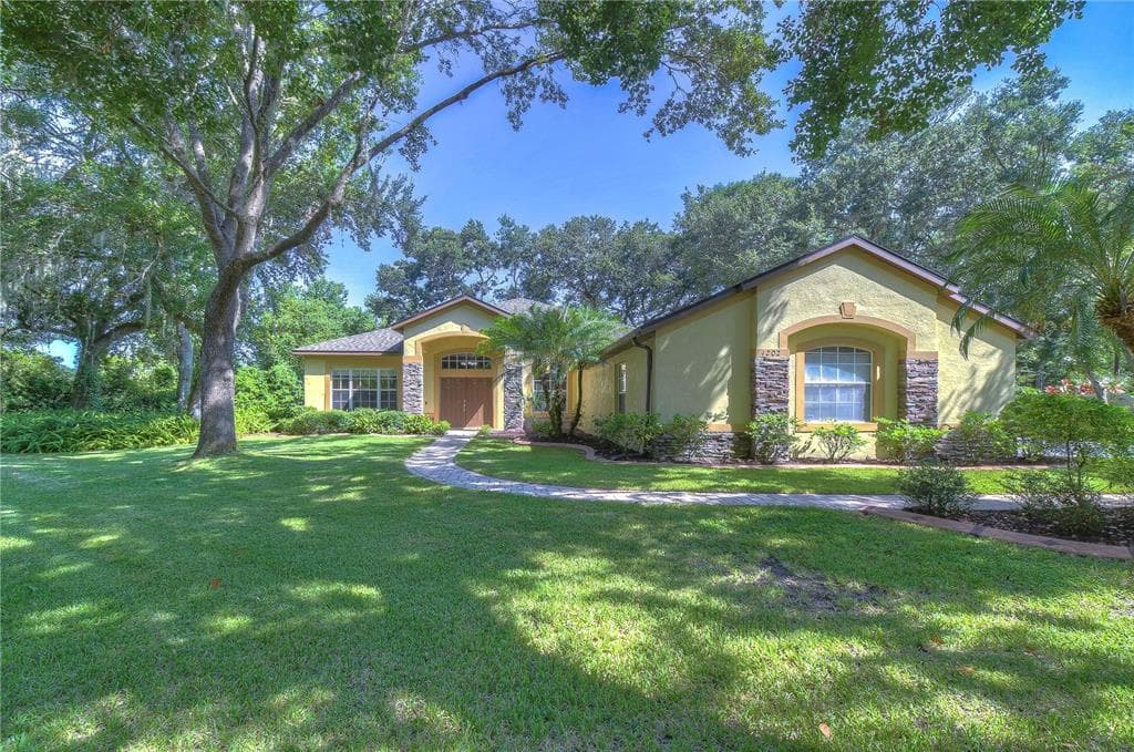 4202 MISTY GROVE COURT BRANDON, FL 33511