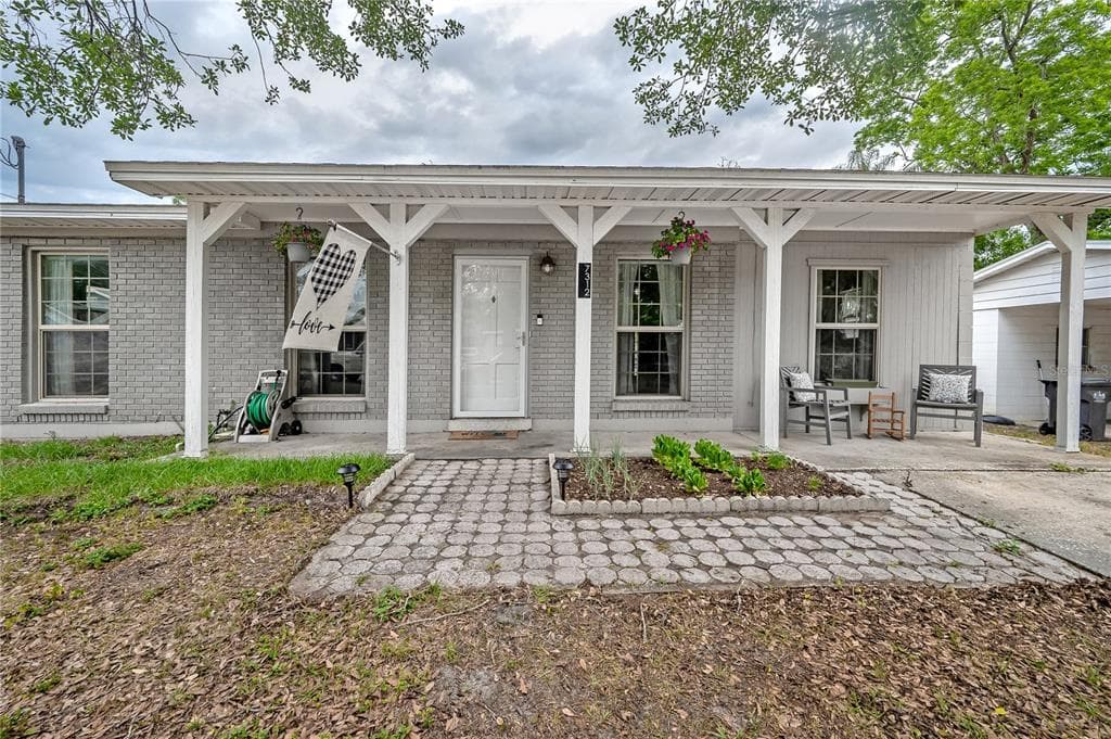 7312 FILBERT LANE TAMPA, FL 33637