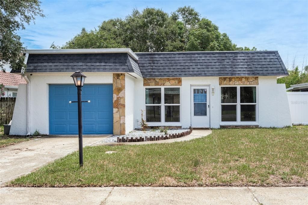 12237 ELDON DRIVE LARGO, FL 33774