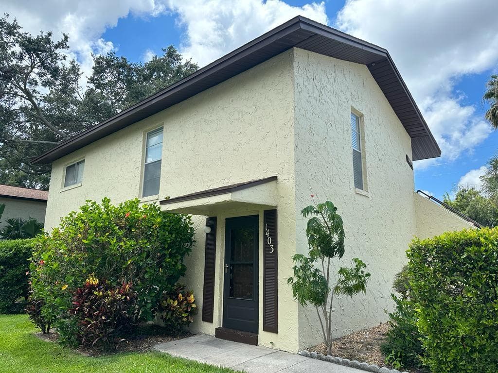 501 E BAY DRIVE UNIT 1403 LARGO, FL 33770