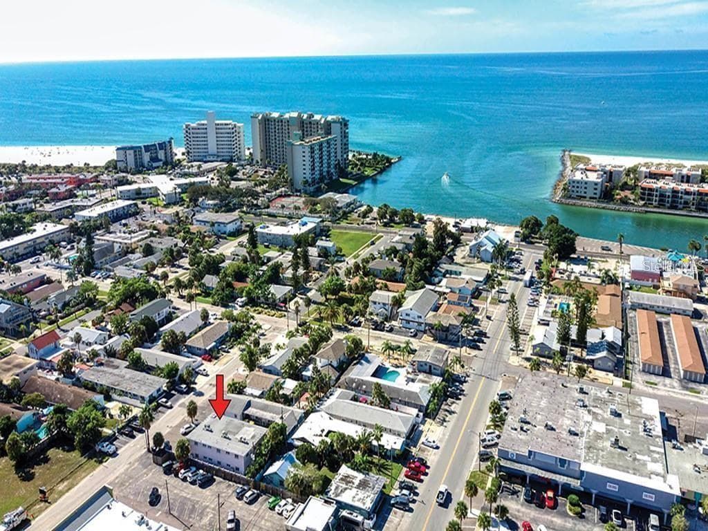 525 73RD AVENUE UNIT 3 ST PETE BEACH, FL 33706