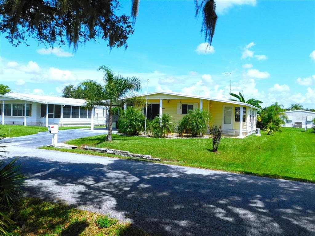 36807 STRAND DRIVE ZEPHYRHILLS, FL 33542