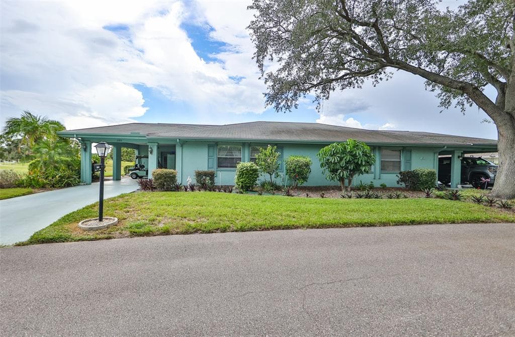 1103 HAREFIELD CIRCLE SUN CITY CENTER, FL 33573