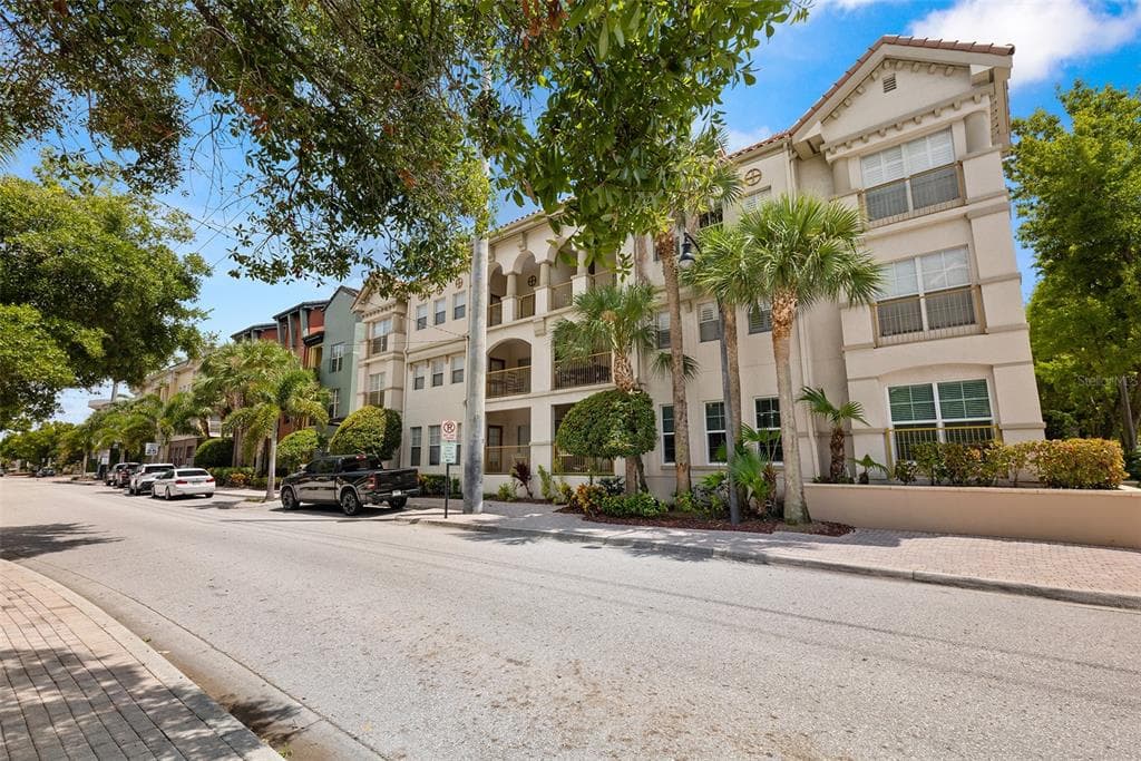 504 S ARMENIA AVENUE UNIT 1324 TAMPA, FL 33609