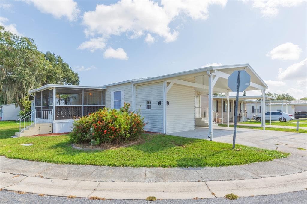 8302 FANTASIA PARK WAY RIVERVIEW, FL 33578
