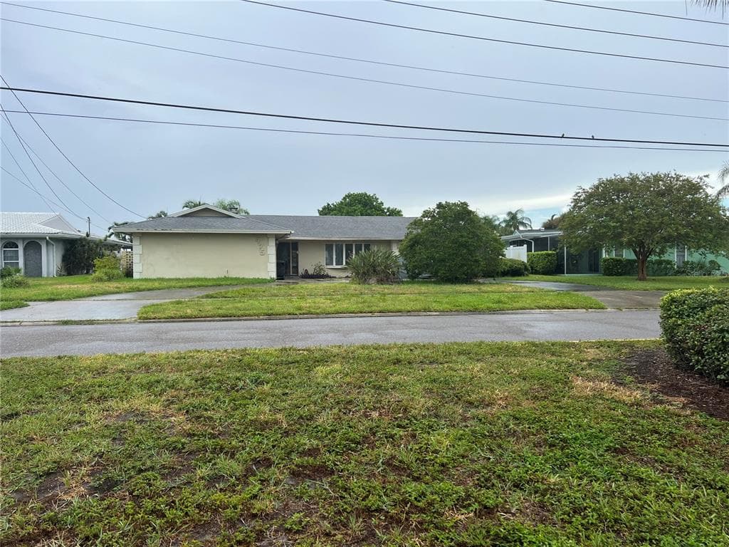 475 ISLAND WAY CLEARWATER, FL 33767