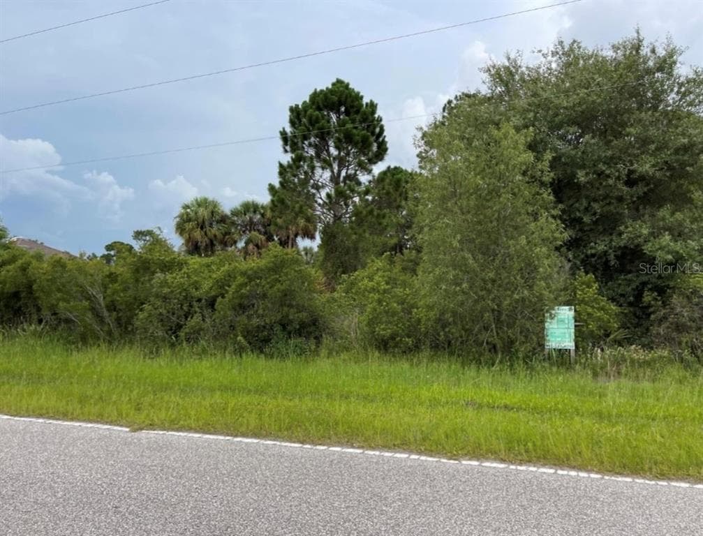 SKYVIEW DRIVE NORTH PORT, FL 34291