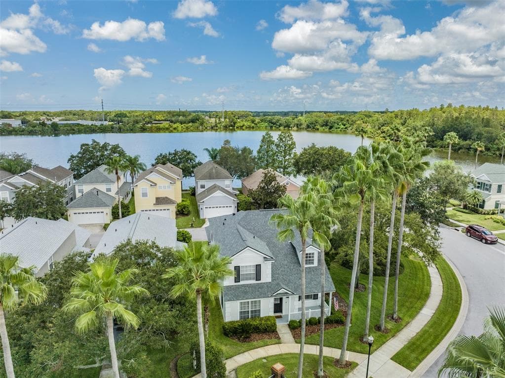 9104 CRYSTAL COMMONS WAY TAMPA, FL 33626