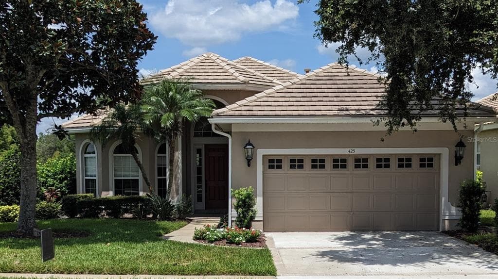 425 SOTHEBY WAY DEBARY, FL 32713