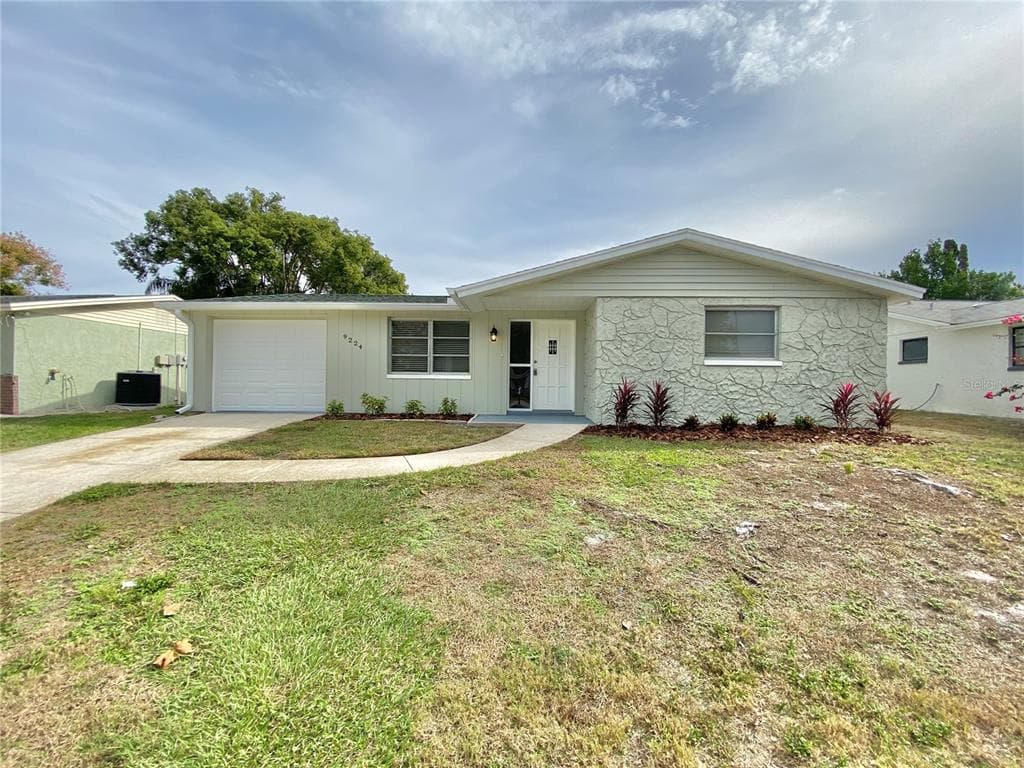 9224 COCHISE LANE PORT RICHEY, FL 34668