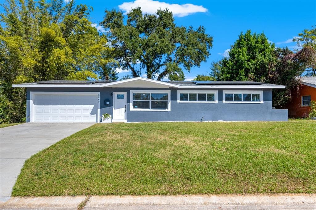 3840 KINGFISH DRIVE SE ST PETERSBURG, FL 33705