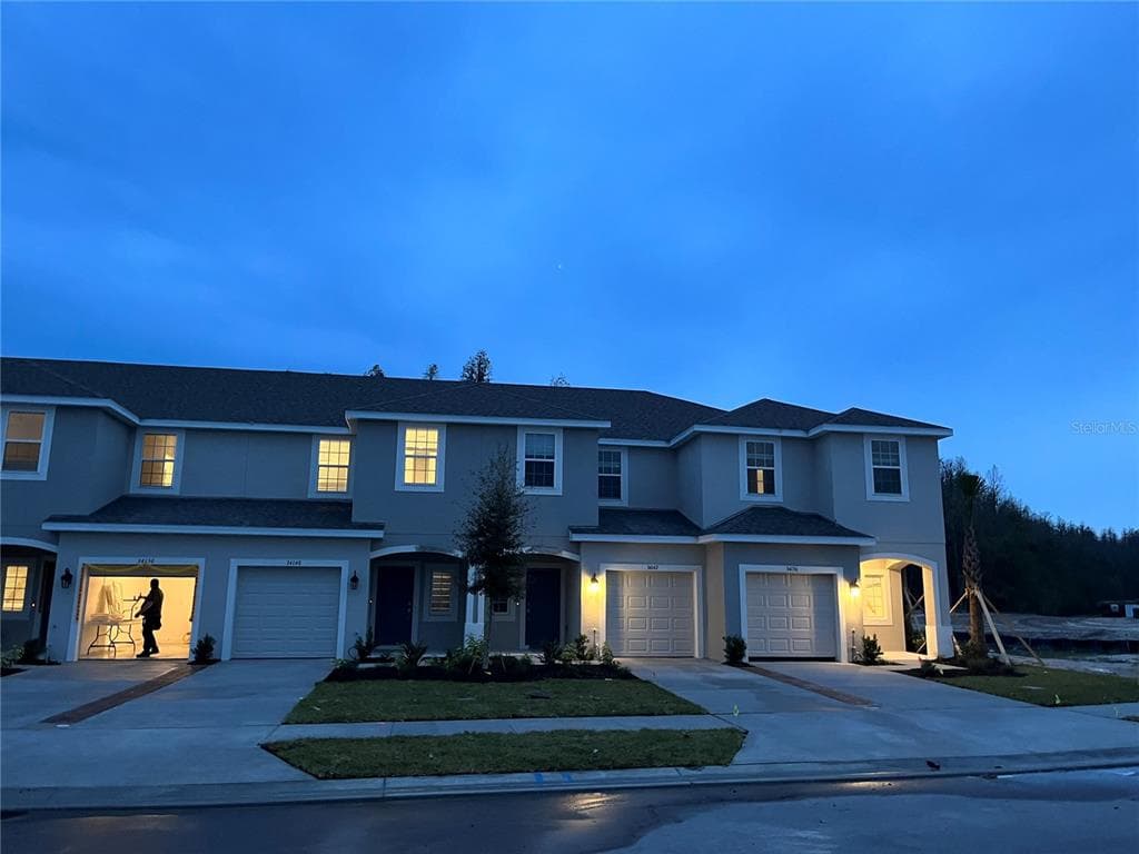 34142 POLACCA LANE WESLEY CHAPEL, FL 33543