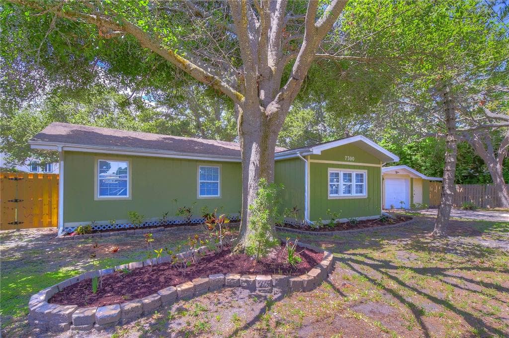 7300 71ST AVENUE N PINELLAS PARK, FL 33781