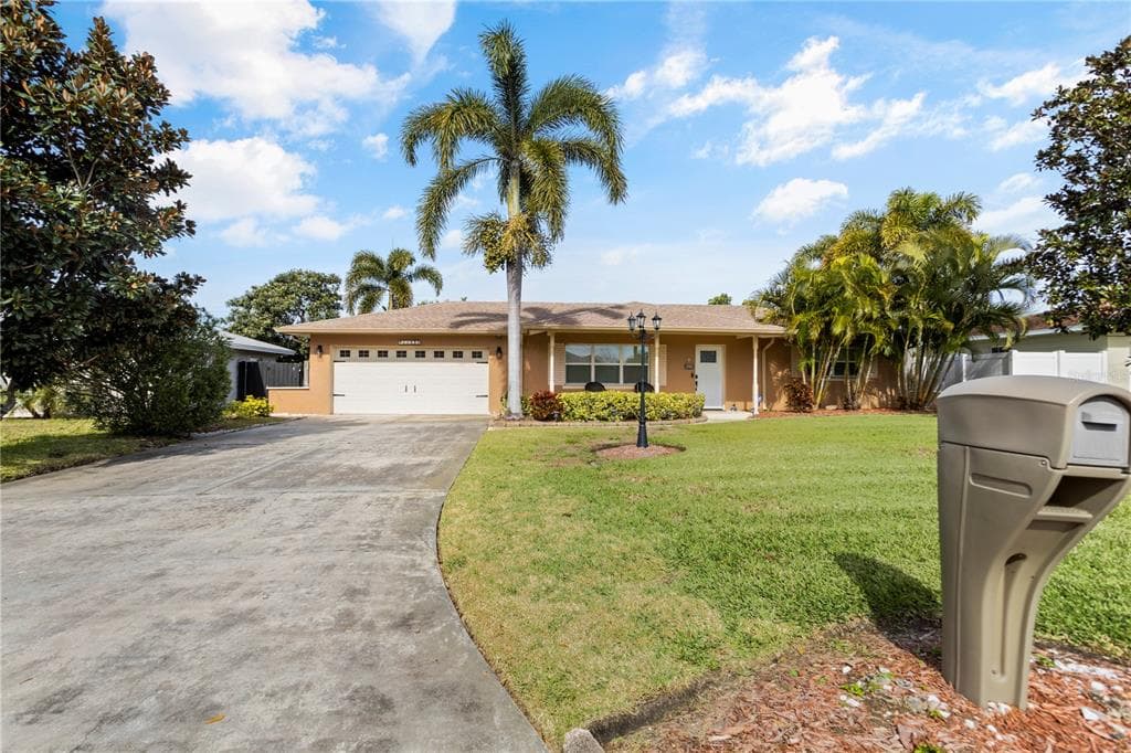 11535 64TH TERRACE SEMINOLE, FL 33772