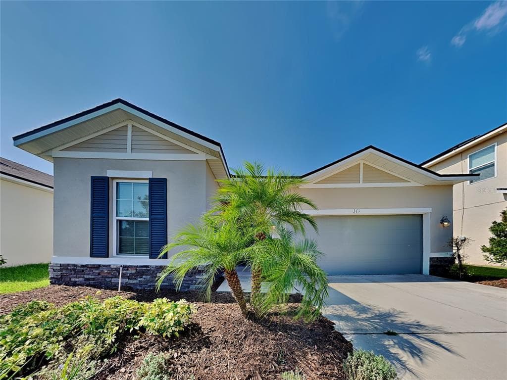 371 BUCHANNAN DRIVE DAVENPORT, FL 33837