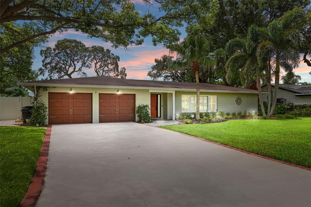 115 OAKWOOD DRIVE LARGO, FL 33770