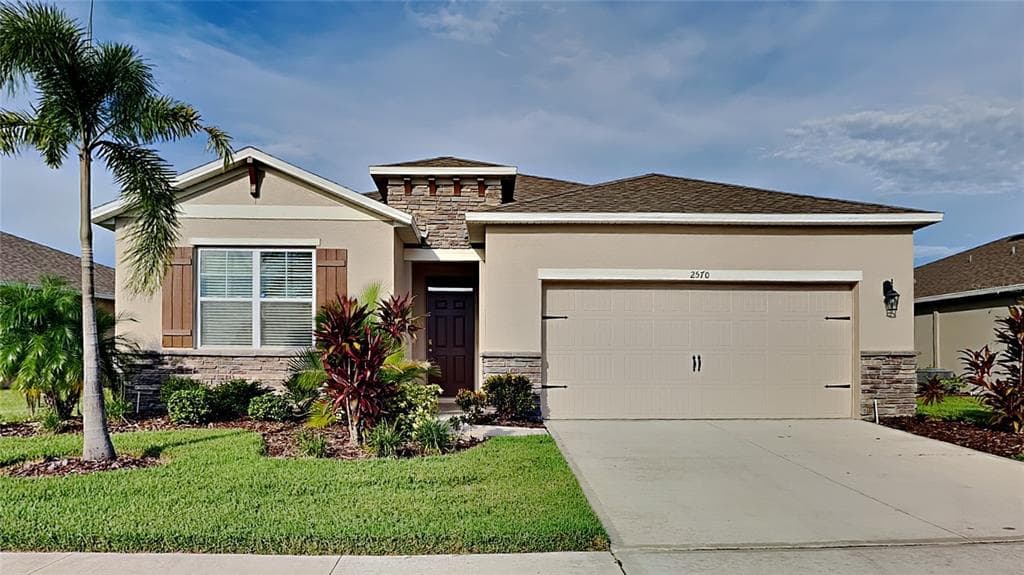 2570 CANYON CREST DRIVE LAKELAND, FL 33811