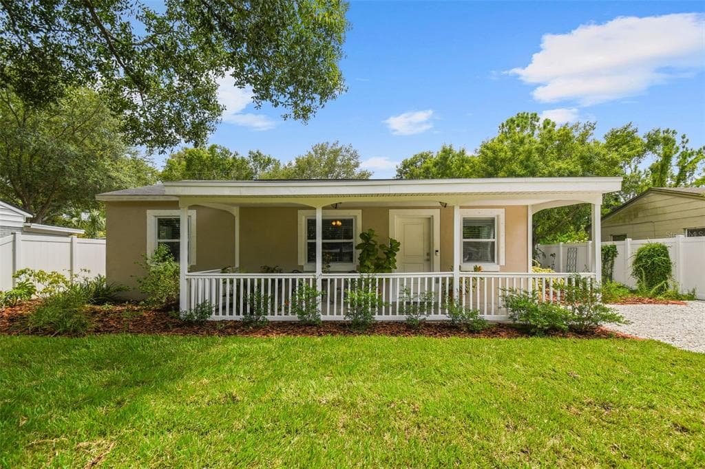 4714 W BAY VIEW AVENUE TAMPA, FL 33611