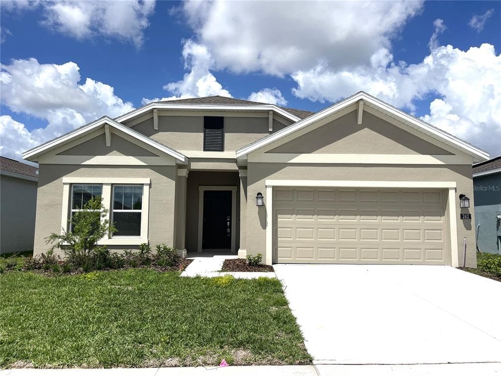 262 BRAVE ROAD DAVENPORT, FL 33837