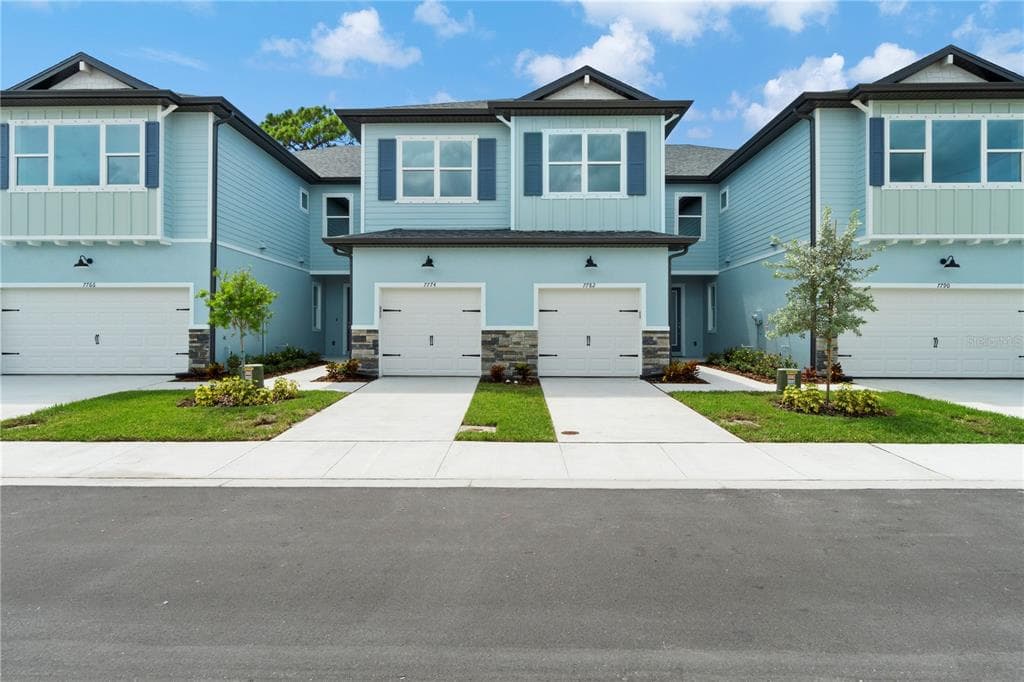 7734 93RD STREET N SEMINOLE, FL 33777