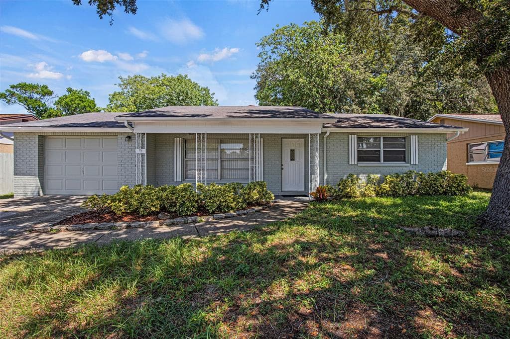 7215 STONE ROAD PORT RICHEY, FL 34668