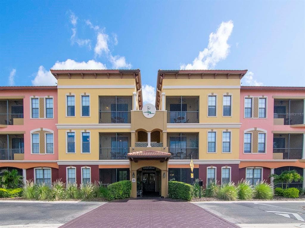 13941 CLUBHOUSE DRIVE UNIT 210 TAMPA, FL 33618