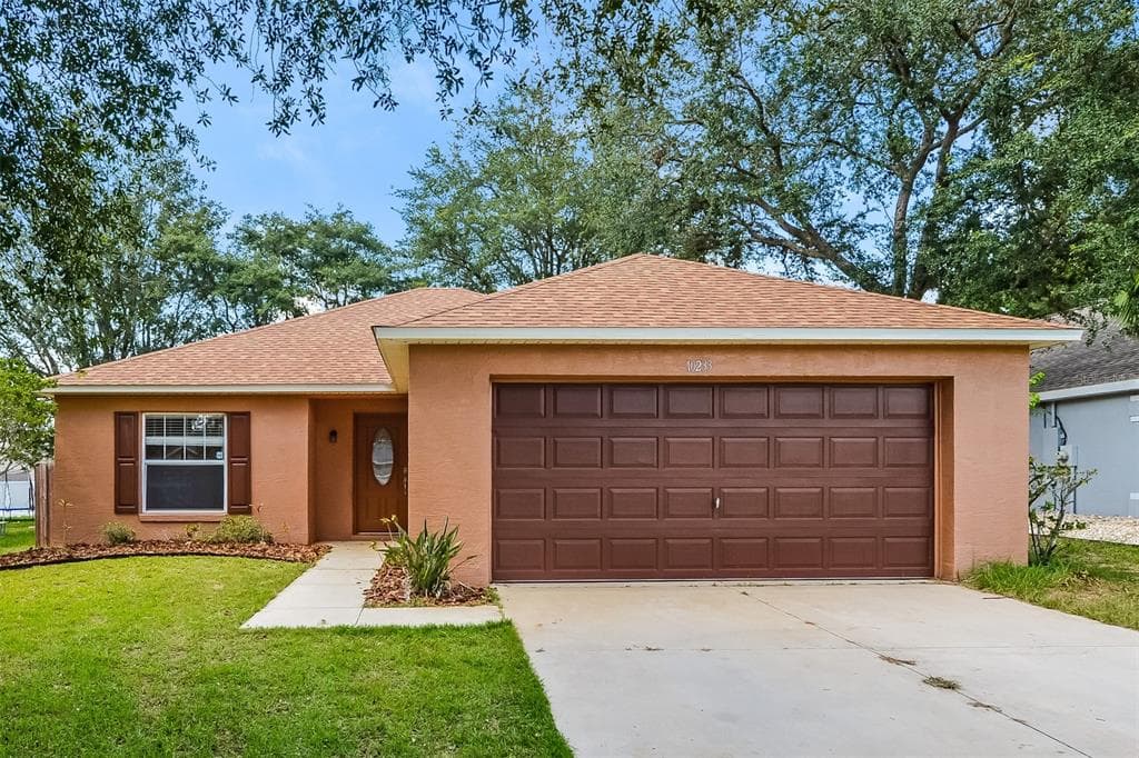 10233 PATRICK DRIVE LEESBURG, FL 34788