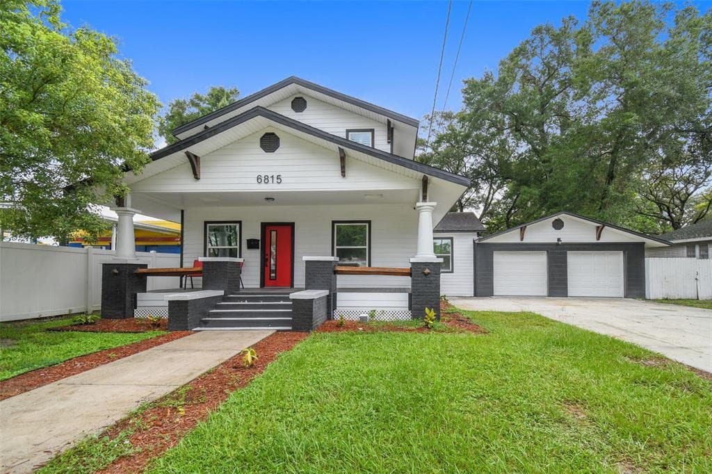 6815 N CENTRAL AVENUE TAMPA, FL 33604