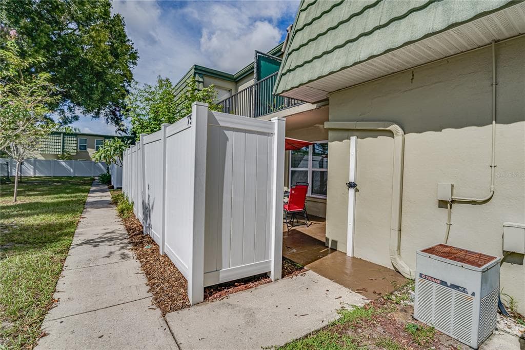 1799 N HIGHLAND AVENUE UNIT 75 CLEARWATER, FL 33755