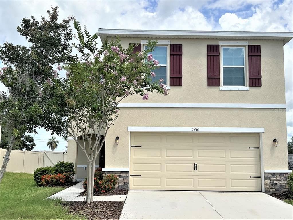 5961 BRIAR ROSE WAY