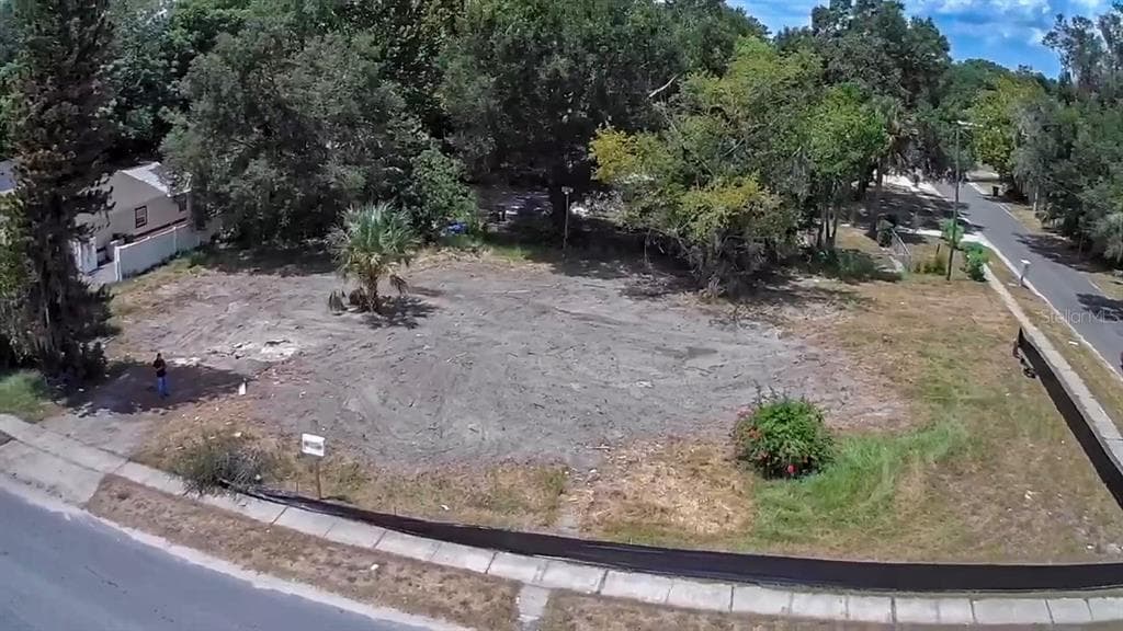 802 MARVIN C ZANDERS AVENUE APOPKA, FL 32703