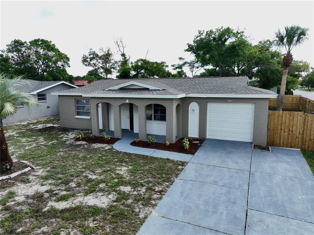 9810 MOREHEAD LANE PORT RICHEY, FL 34668