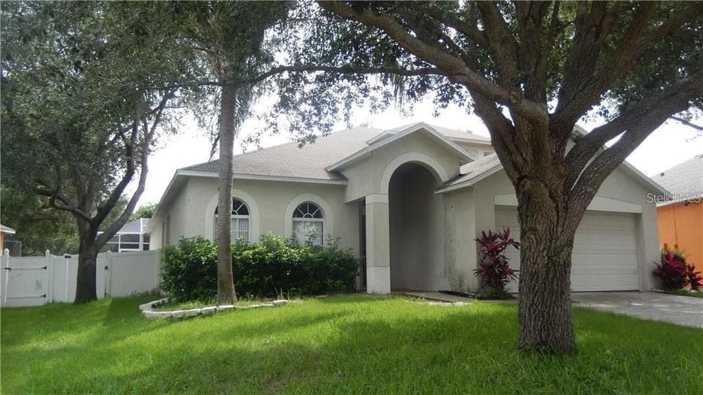 909 GRAND CANYON DRIVE VALRICO, FL 33594