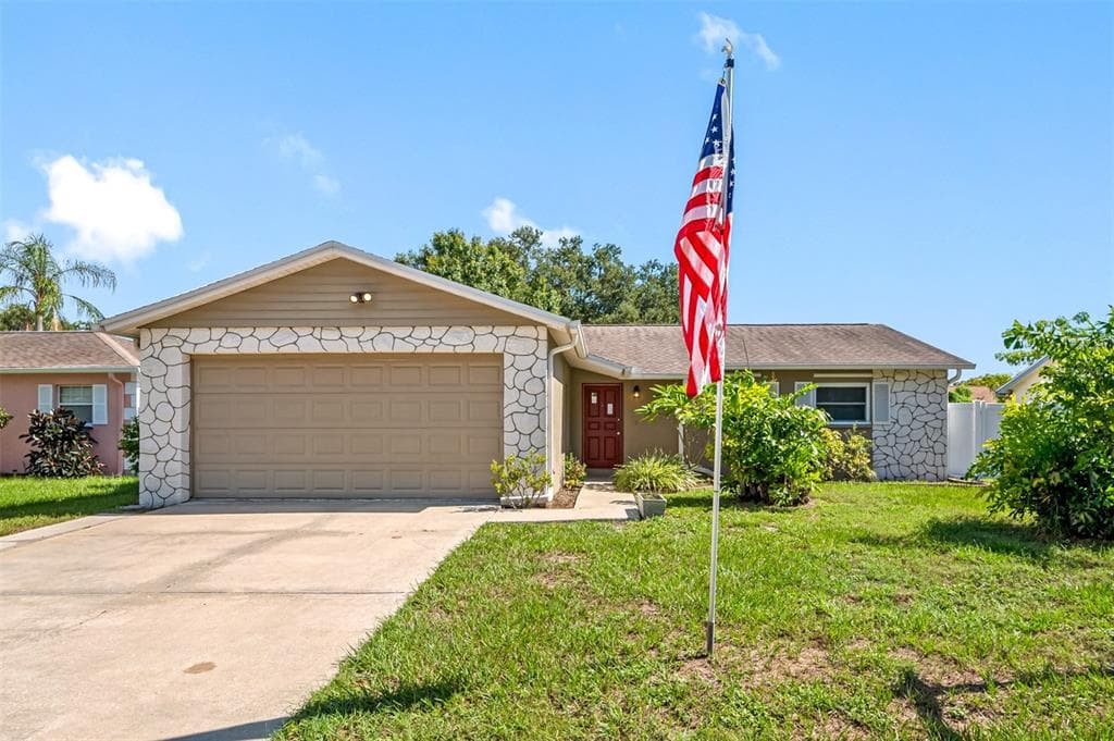 6940 DALKEITH AVENUE N ST PETERSBURG, FL 33709