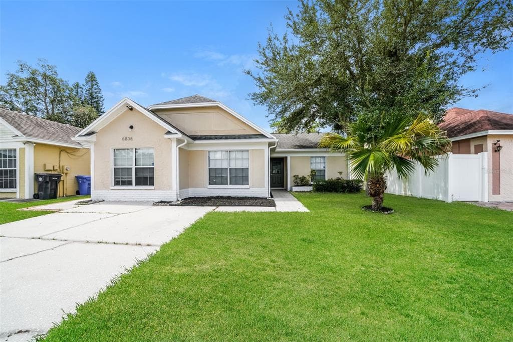 6838 SWAIN AVENUE TAMPA, FL 33625