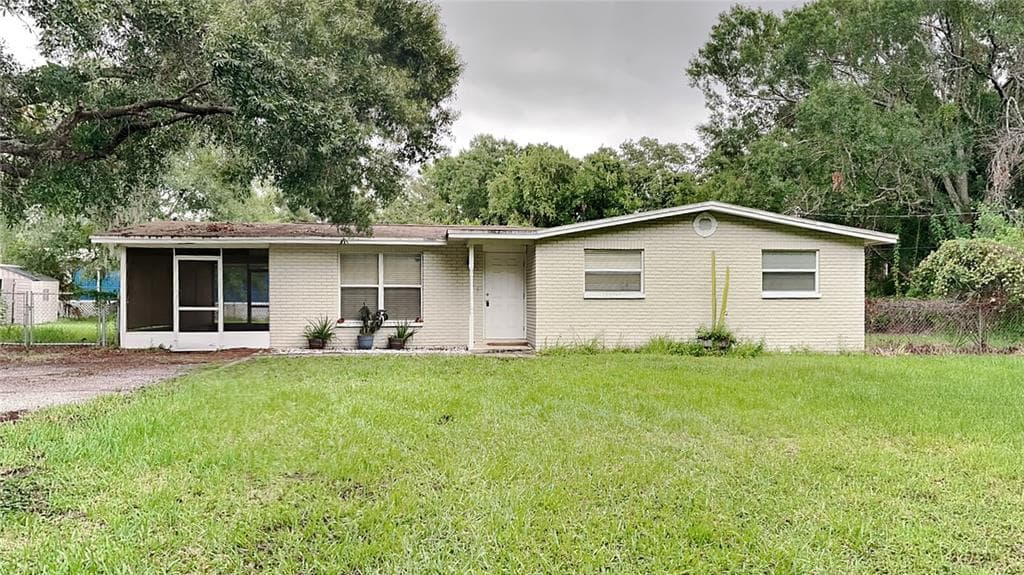 10408 LULA STREET GIBSONTON, FL 33534