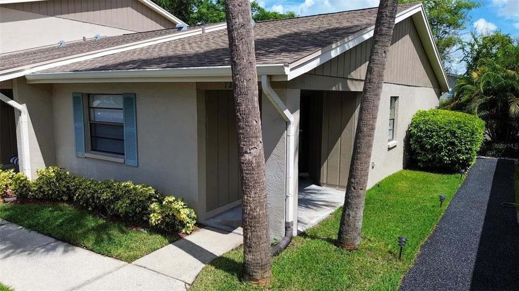 2131 RIDGE ROAD S UNIT 72 LARGO, FL 33778
