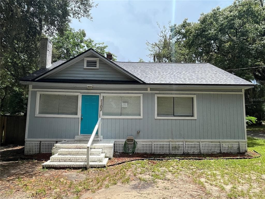 1103 NE 9TH AVENUE OCALA, FL 34470