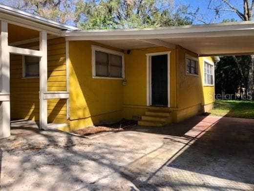4307 THONOTOSASSA AVENUE TAMPA, FL 33610