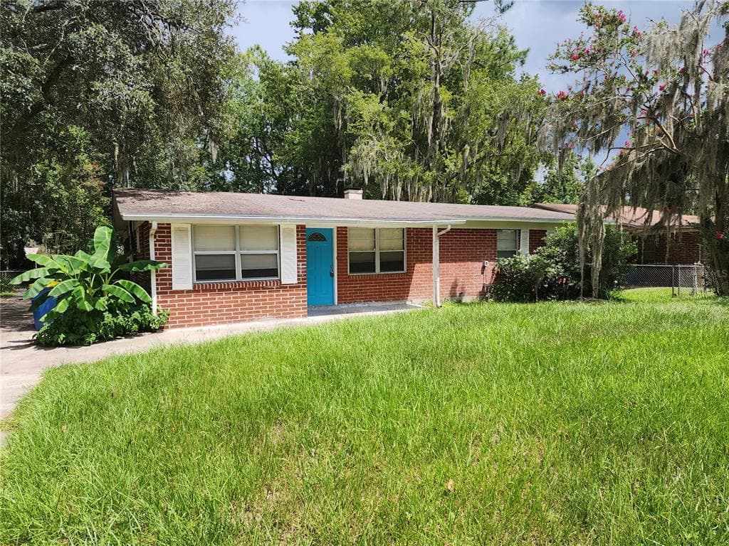 11083 V C JOHNSON ROAD JACKSONVILLE, FL 32218