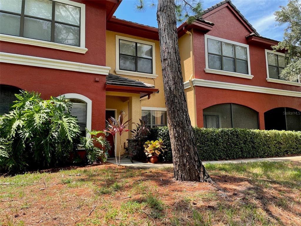 2272 CHIANTI PLACE UNIT 4-0411 PALM HARBOR, FL 34683