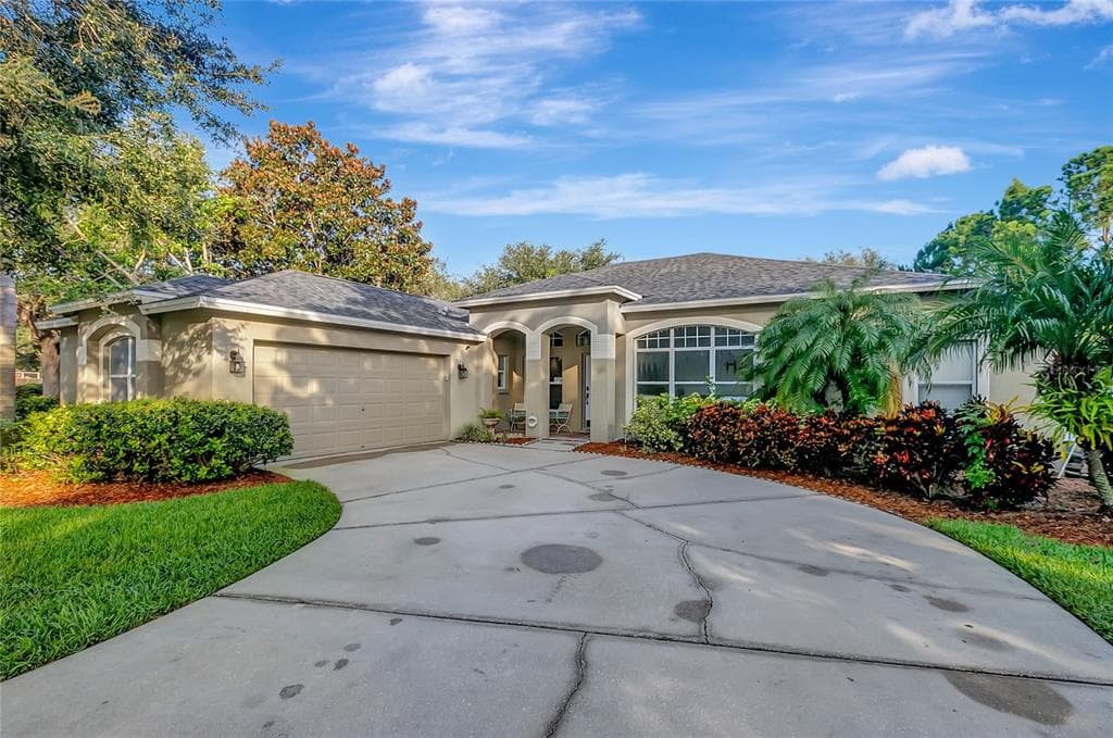 6702 BRIGHTON PARK DRIVE APOLLO BEACH, FL 33572