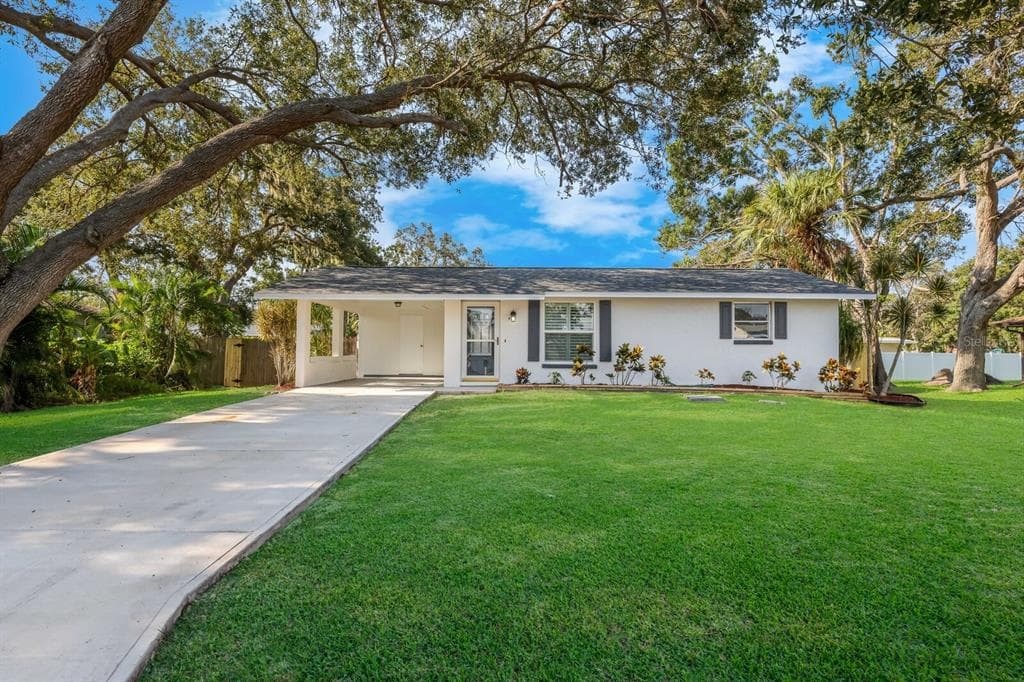 165 DARTMOUTH ROAD VENICE, FL 34293