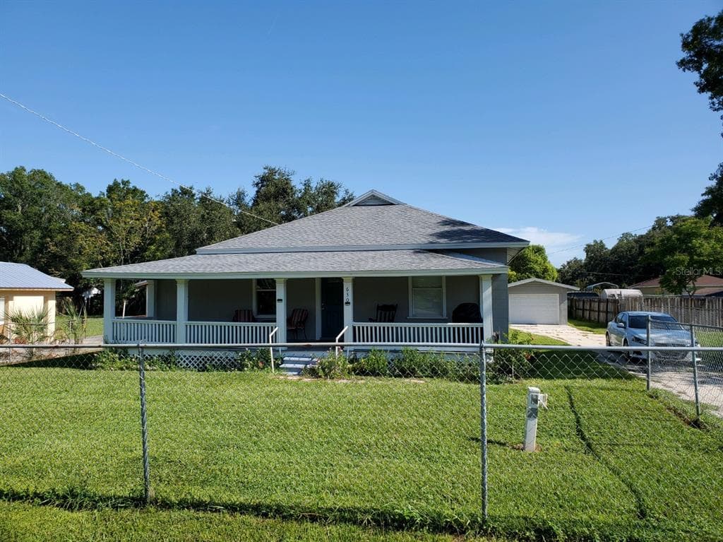 630 MAIN AVE MULBERRY, FL 33860