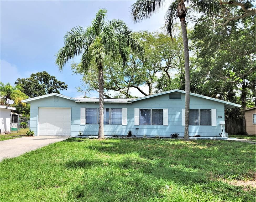 1119 60TH AVENUE N ST PETERSBURG, FL 33703