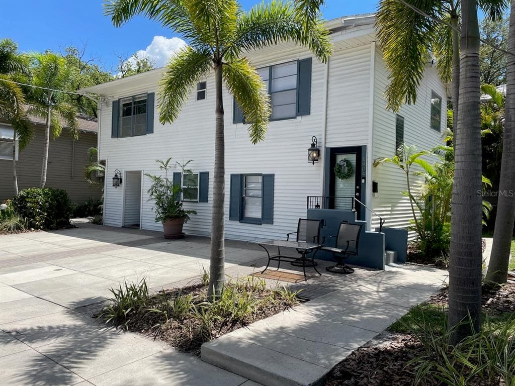 1904 W BRISTOL AVENUE TAMPA, FL 33606