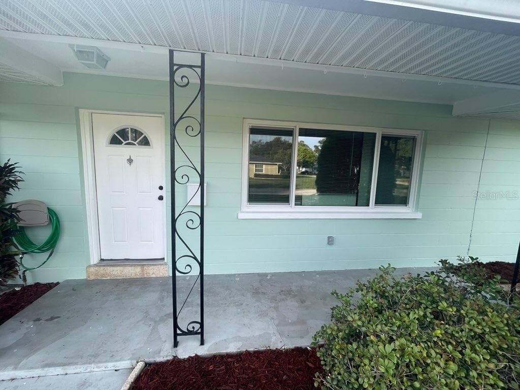 5431 35TH TERRACE N ST PETERSBURG, FL 33710